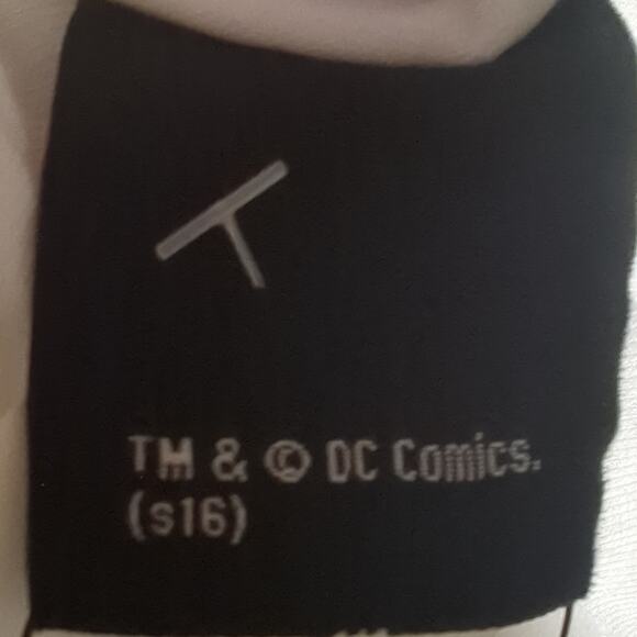 Rare DC Comics White Supergirl Logo Black Stars Stripes Crop T-shirt Medium - Picture 7 of 7